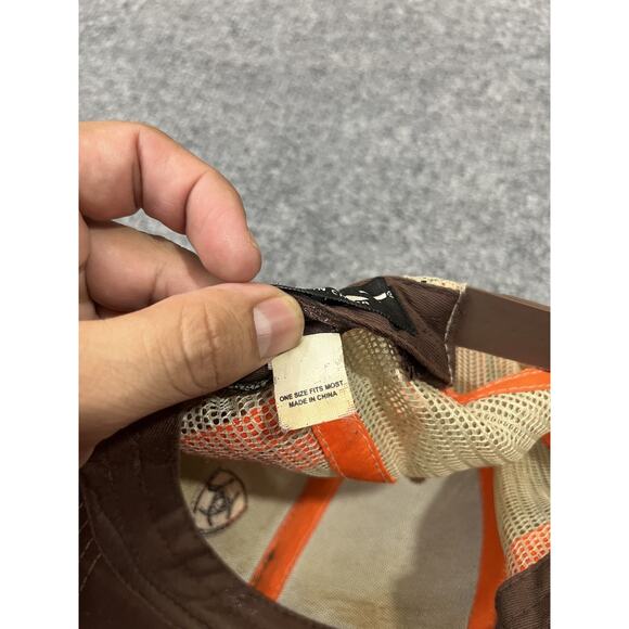 Ariat Snapback Trucker Hat One Size Adjustable Embroidered Mesh Back Y2K Work - Picture 7 of 9